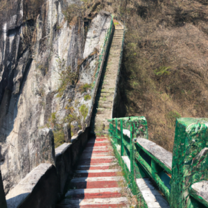 쿠션 틀어지지 않게 보관하는 스카프 감싸기 방법 쿠션 틀어지지 않게 보관하는 스카프 감싸기 방법